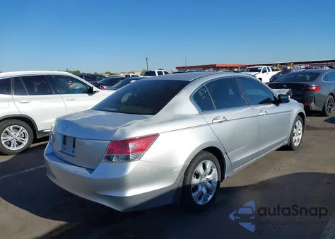 2008 Honda Accord 2.4 Ex z USA, uszkodzony, nr VIN JHMCP26738C009356